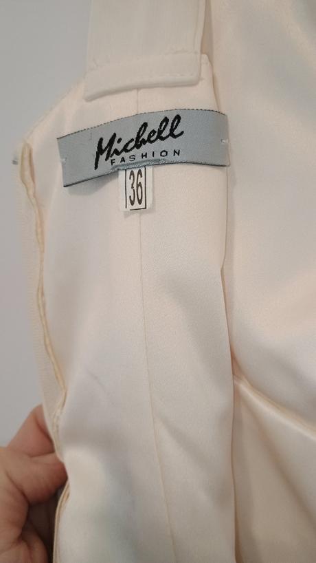 Spoločenske saty, 36