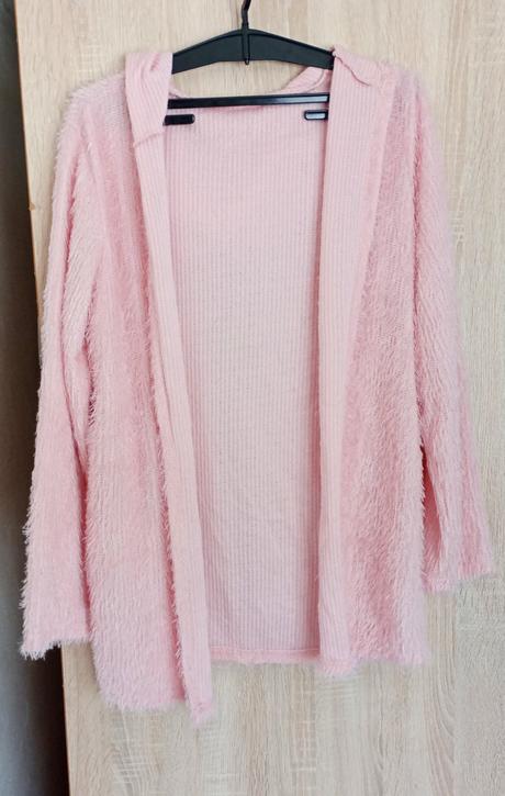 Dámsky huňatý kardigan s kapucňou, m