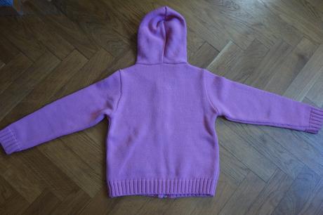 Ružový pletený sveter, 122