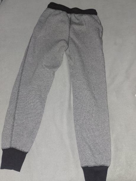 Tepláky v top stave zateplene, sinsay,146