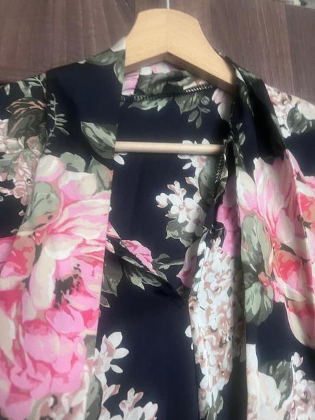 Krásne vzdušné šaty imperial m/l, m