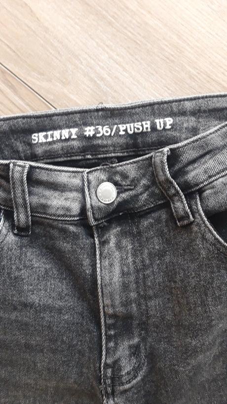 Skinny rifle push up, 36