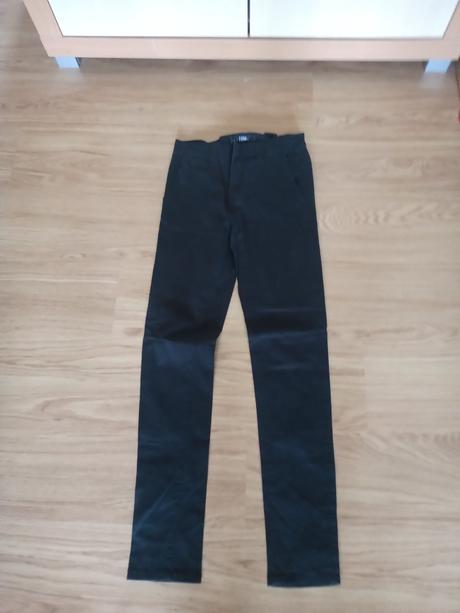 Balík oblečenia pre chlapca vel. 158 v super stave, 158–170