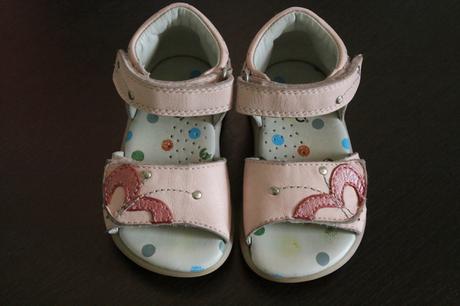 Pekné ružové celokožené sandálky, ecco,20