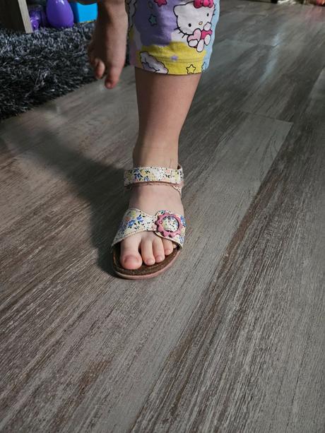Sandale, f&f,29
