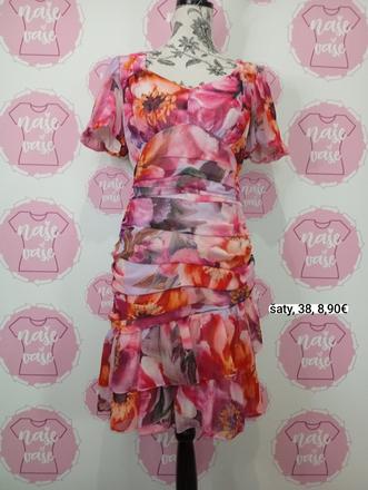 Riasene šaty, 38