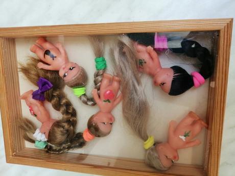 Babiky pre dievčatka v kazete, 