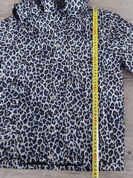 Zimná bunda so zvieracím motívom, 122