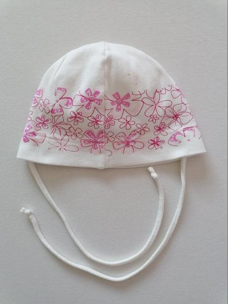 Bavlnena ciapka so snurkami, 86