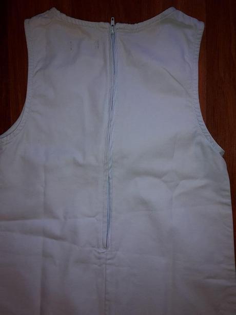 Šatiky s kviektom vyšitým, 122