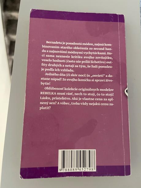 Rebelka od evita press, 