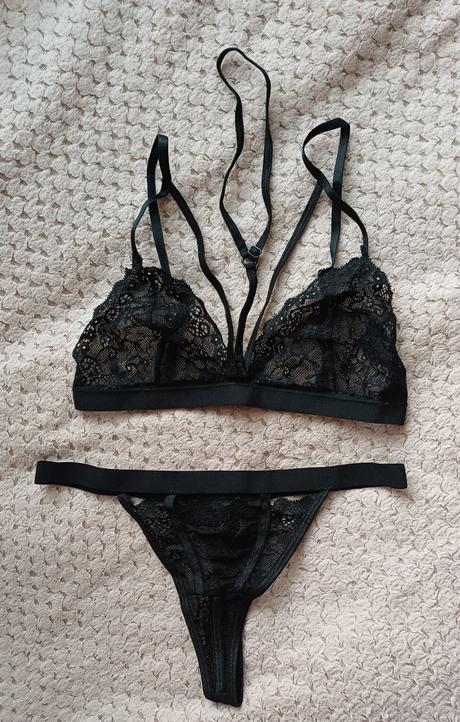Čierny set čipkovaného spodného prádla, bonprix,s