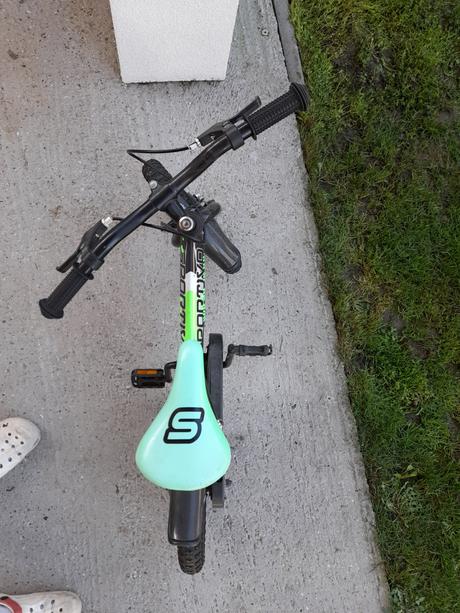 Predám pekný bicykel veľkosť 16, 16