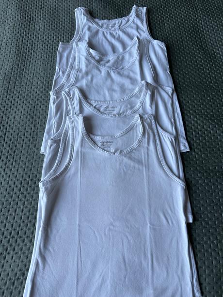 Tričká, legíny,šaty, mikiny - mix oblečenia, 140–152