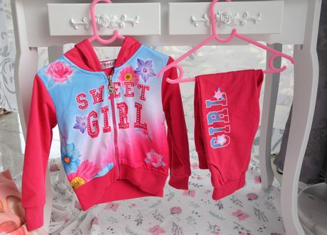 Kvetovaná súprava s kamienkami-104/110, 104