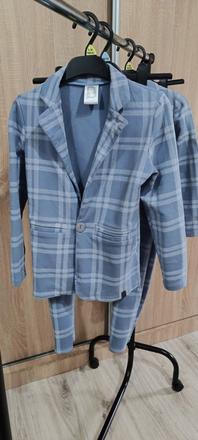 Chlapčenský oblek, 122