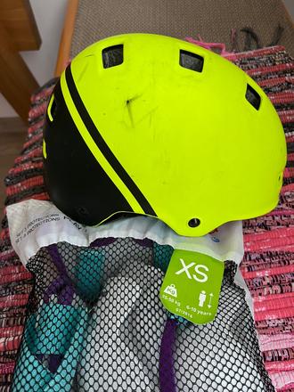 Prilba a chrániče, xs