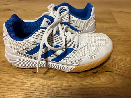 Tenisky na telesnú, adidas,36