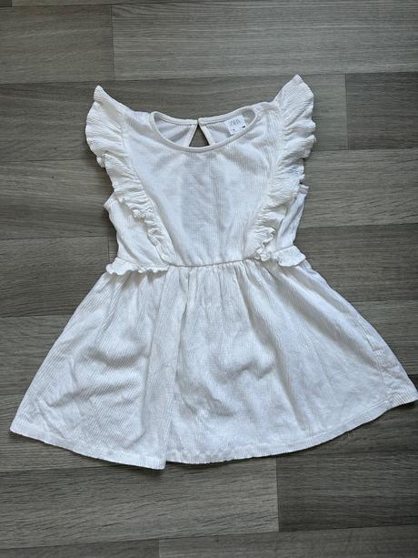 Biele šaty, zara,128