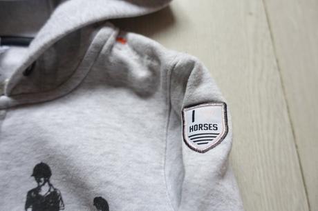 Jazdezká mikina fouganza, 116