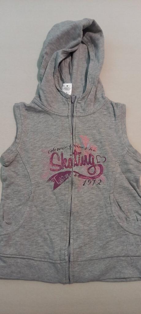 Vesta teplakova, c&a,122