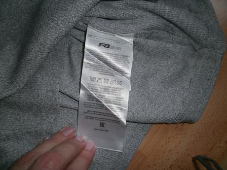 Stredne hrubé športové šaty, new yorker,38