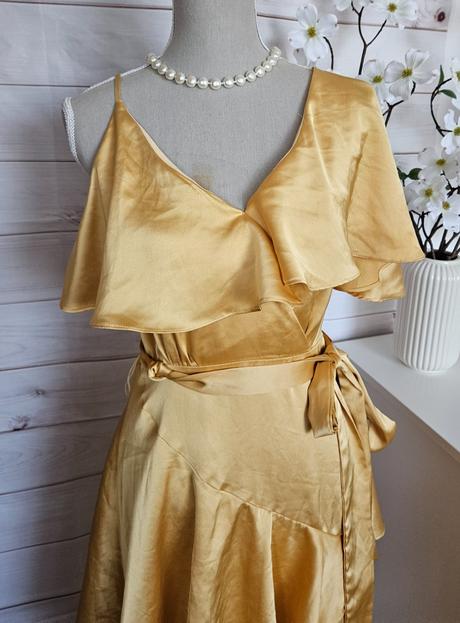 Krásne lahulinké šaty, xs