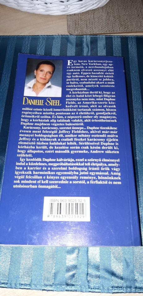 Kniha danielle steel, 