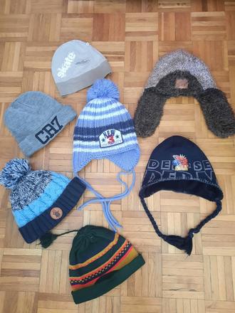 Chlapčenské čiapky, 110