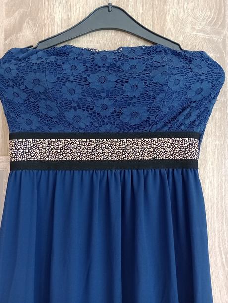 Tmavomodré maxišaty s čipkou, m