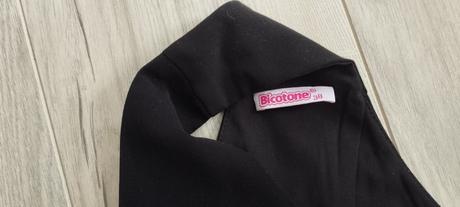 Spoločenské šaty, 38