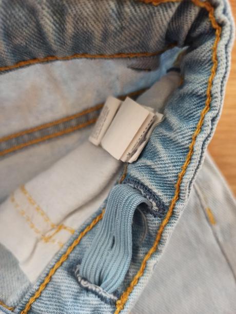 Kraťasy, reserved,128