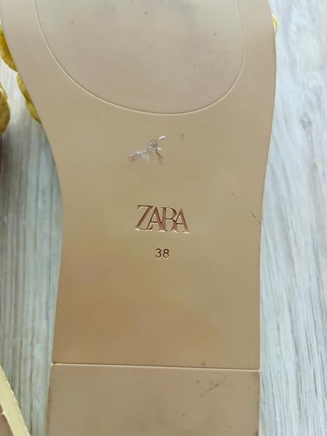 Krásne šľapky/ploché sandále značky zara, zara,38
