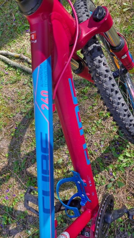 Bicykel cube 240, 24