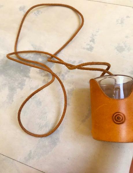 Štamperlík na svadbu v koži/na šnúrke, 