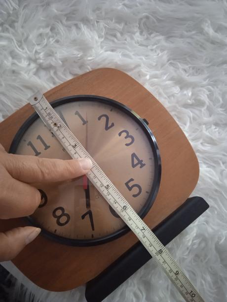 Starožitné hodiny prim quartz,