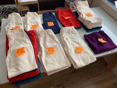 Kaliopky rôzne veľkosť aj farby aj tvary, slovenka,116 - 164