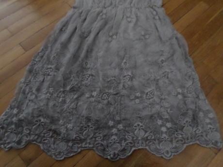 Čipkované šatočky, s