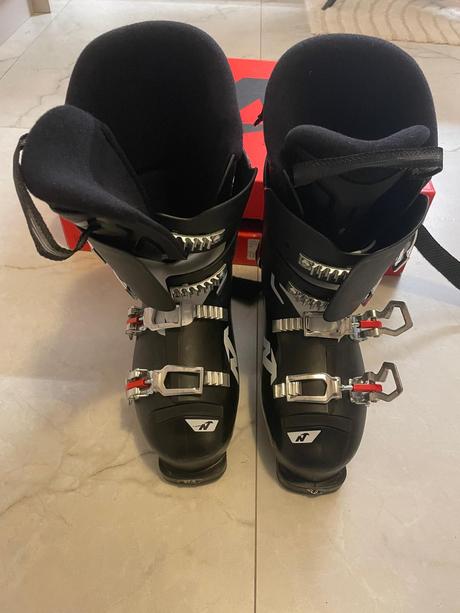 Lyžiarky veľkosť 275, nordica,41