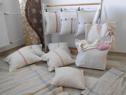 Vankúše +tašky+plátno tkané výrobky-nové., 