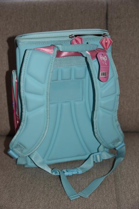 Školská taška alebo ruksak,