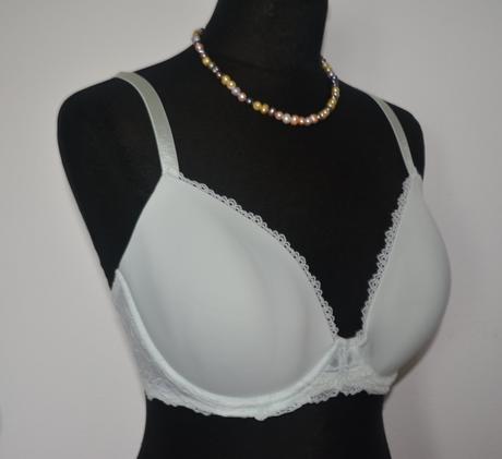 Calvin klein 34dd/75e, calvin klein,75e