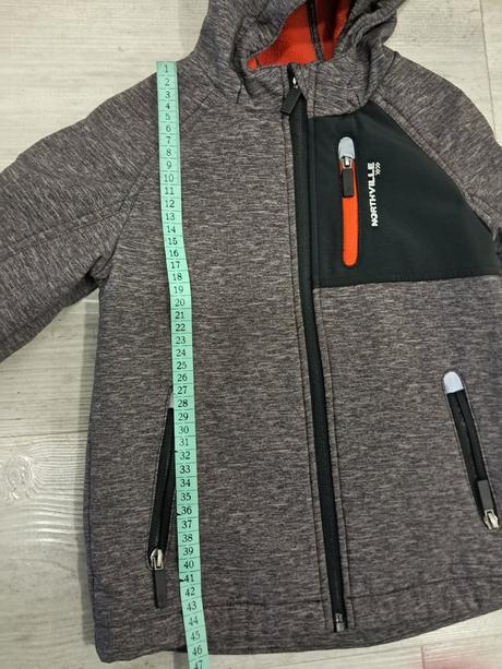 Bunda prechodná č. 116, c&a,116