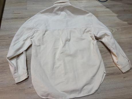 Koselova bunda l, bershka,l
