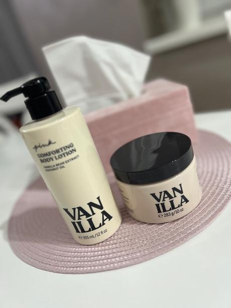 Kozmetika pink victorias secret,