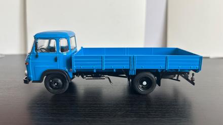 Avia a31n valník 1/43,
