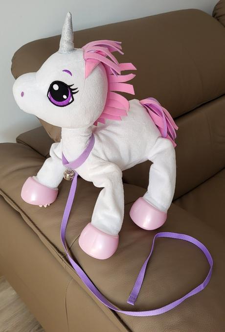 Interaktívny pony mighty mojo peppy pets walking,