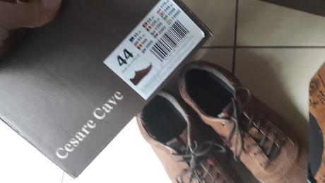7xobute kožené topánky aj k obleku - cesare cave, 44