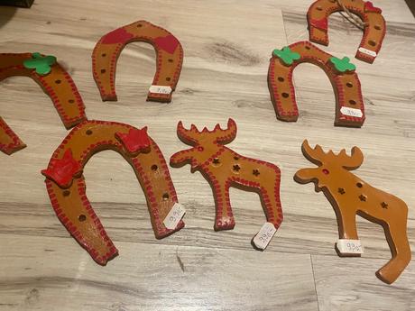 Krásna závesná dekorácia podková pre šťastie, 