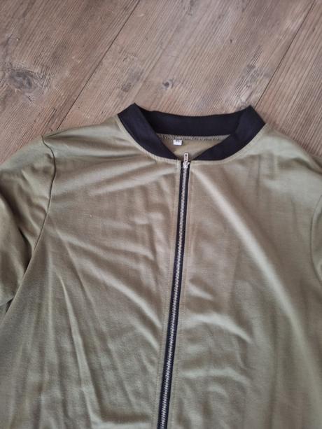 Predlzena khaki mikina, xl